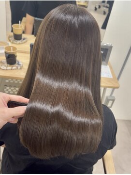 ユニ 江坂(Uni.) 縮毛矯正 髪質改善 酸性ストレート 地毛風ストレート