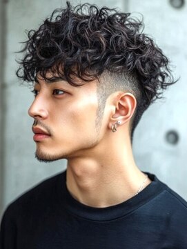 セプト 博多(SEPT.) ツイストスパイラルパーマ ツーブロック フェードカット 20代