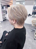 リル(lil)&nbsp;髪質改善/白髪ぼかし/インナーカラー/ケアブリーチ/学割U24