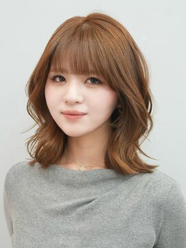 クム(kumu) 10代20代30代◎透明感ベージュレイヤーカット小顔韓国風