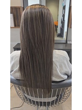 クリック 辰巳店(CLiC) 大人上品な“立体感”カラー