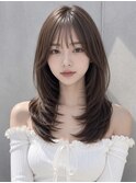 ミディアムレイヤー韓国ヘア顔周りレイヤーべージュカラー前髪