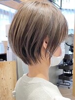 ヨリ ルトロワ 札幌大通(yori Le_trois) 似合わせカット30代40代50代ショートボブくびれレイヤーカット