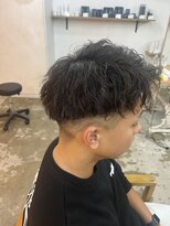 トレドエイト バイ ヘッドライト 横浜店(toledo8 by HEADLIGHT)&nbsp;☆無造作パーマ×ツーブロック◎　10代20代30代