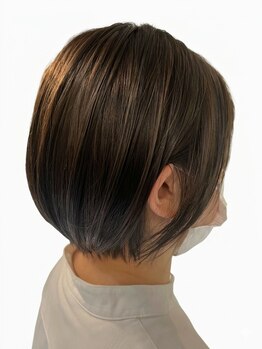 イーケー(ek)の写真/一人ひとりの骨格にあったスタイルをご提案♪丁寧かつ素早い施術であなたの理想のスタイルへと仕上げる◎