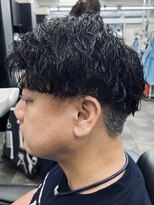 カットワン 竹の塚店(Cut-one)&nbsp;縦落ちツイスパ