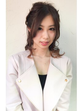 ビレントル(BRENTL) 愛されハーフアップスタイル