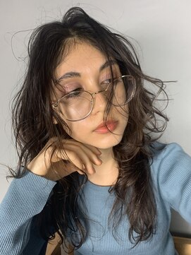 ラグゼ(Luxe) 大人可愛い外国人風セミロングスタイル！【Luxe井上彩】