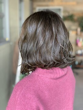 ルアナ ヘアアンドビューティ(Luana hair&beauty) アディクシーカラー エメラルド