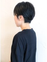 ウィロー(WILLOW)&nbsp;【WILLOW京橋/都島】髪質改善カットのショートヘア（井下貴史）