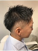 アップバングスキンフェード