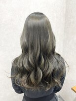 オアシス ガーデン 横浜店(Oasis GaRDEN)&nbsp;くすみが可愛いカーキベージュ