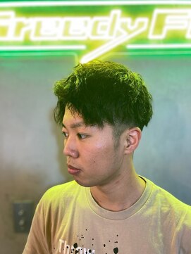 グリーディーフォックス 代々木(Greedy FOX) 韓国マッシュ/センタ-パ-ト/ツイストスパイラル/スキンフェード