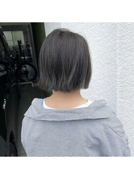 チーク(CHiiK) グレージュ