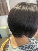 ショートボブ