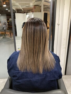 ラフ 難波店(LAFF) #黒髪#ボブルフ#ネビージュ#小顔#ワンレン