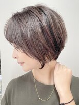 ルーファス メグロ(Ruufus Meguro) 抜け感ショートボブ/30代40代50代/白髪ぼかしカラー