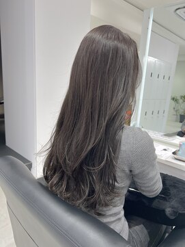 ノーム(NORME) 担当/アラシロ　ロングレイヤー×アッシュグレージュカラー