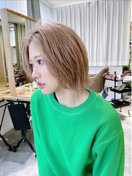 イル 大阪淀屋橋(i'll) 20代 30代 40代 ショートボブ ハイトーン 髪質改善 ダブルカラー