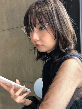 キアラ(Kchiara) くびレイヤーエモージュ前髪薄めバング大人ガーリー