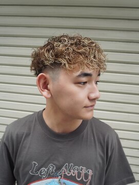 メンズグルーミングナンバーナイン(MEN'S GROOMING NUMBER NINE) メンズ/バーバー/メンズカット/フェード/ツイストスパイラル