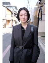 マレ(MARAIS) 黒髪ボブスタイル