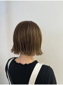 〇ベージュ