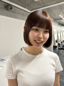 イーチ 吉祥寺(EACH) コロンとした丸みbob×orange