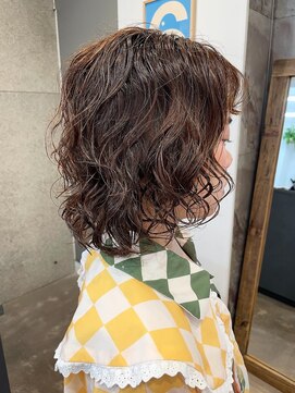 ユノ(juno) 【中目黒】ミディアムウルフのくるくるパーマ♪レイヤーパーマ
