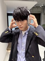 ファルベ(Farbe) フェザーパーマ/サーフカール/刈り上げセンターパート