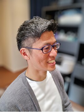 トレバー(Trever) アップバングツーブロ