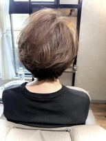 アルム(arum) シンプル&ヘルシーショート /横浜/元町/白髪ぼかし/ヘッドスパ