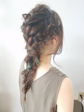 アットグレイス(@grace) ダウンスタイルセット/インナーカラー金沢◎20代30代40代