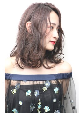 プランツヘアー くびれミディ　モーブカラー　プランツヘアー　ワイドバング