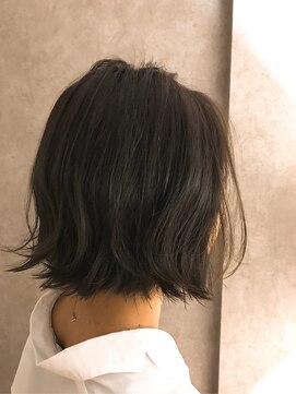 ノア(noa.) ダークアッシュ