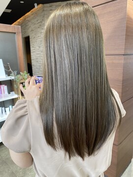 ヘアドレッシング インプローブ 前橋(hair dressing improve) 10代20代ブリーチなしくすみカラーロングヘアオリーブグレージュ