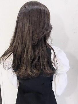 セルカ 新宿(CERCA) olive greige【CERCA新宿/新宿西口】