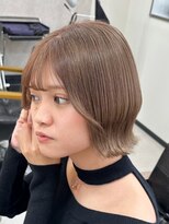 アリープパロット(ALEAP parrot)&nbsp;ハイトーンベージュ/外ハネボブ【ALEAP parrot/多賀】