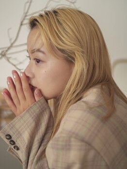キコ 西宮(kico)の写真/上品な色味の中にも光を含んだ"透明感"をプラスした絶妙カラーで、女性らしい柔らかさとこなれ感を演出！