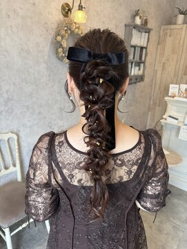 ディーヴァヘアーエズ(DIVA hair Eze) 【yui】編みおろしポニー