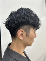 サロンドジョー(salon de joe)&nbsp;メンズカットツイストスパイラルパーマスペインカールショート