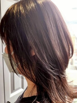 ジェコ ブラン(gecko. brun) ナチュラルウルフ/顔周りレイヤー/暗髪ブラウン #武蔵小山美容室