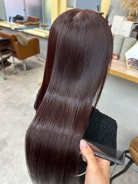 ヴェーレン(Wehlen) ショコラブラウン　艶髪ロング　髪質改善ストレート