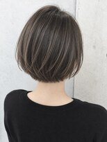 グラビートーキョー(GRABY tokyo) 大人グレージュショートボブ