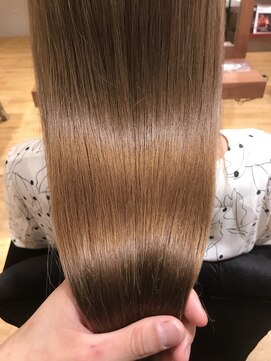ヘアサロン アティリー(Hair Salon Attirer) 髪質改善/髪質改善梅田/梅田髪質改善【Attirer Akari】