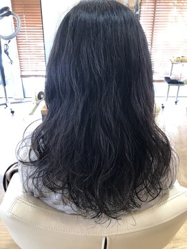 ベルポートヘア(Bellport hair) ゆるふわウェーブスタイル