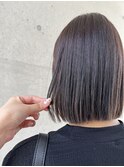 大人ナチュラルグレージュ 切りっぱなしボブ