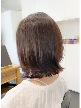 エムプラス 二子玉川(Mplus) 大人可愛いカジュアル　パーマでつくるくびれヘア　夏目サトル