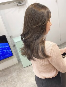 ポーチバイハニー オモテサンドウ(PORCH by HONEY omotesando) レイヤーカット ミントグレージュ ヘーゼルオリーブ