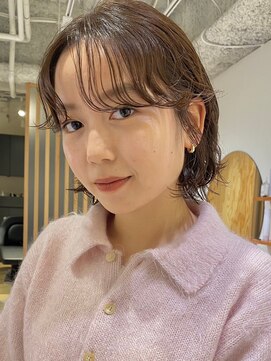 ノイカーム(noi Calm) 顔周りレイヤーカットくびれヘアミルクティーベージュカラー